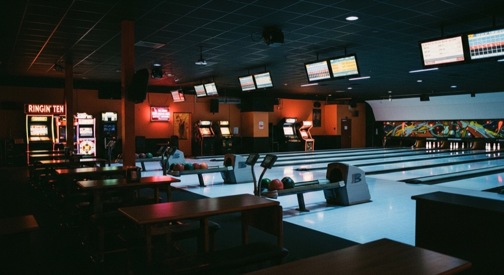 Star Lanes Family Sports Center