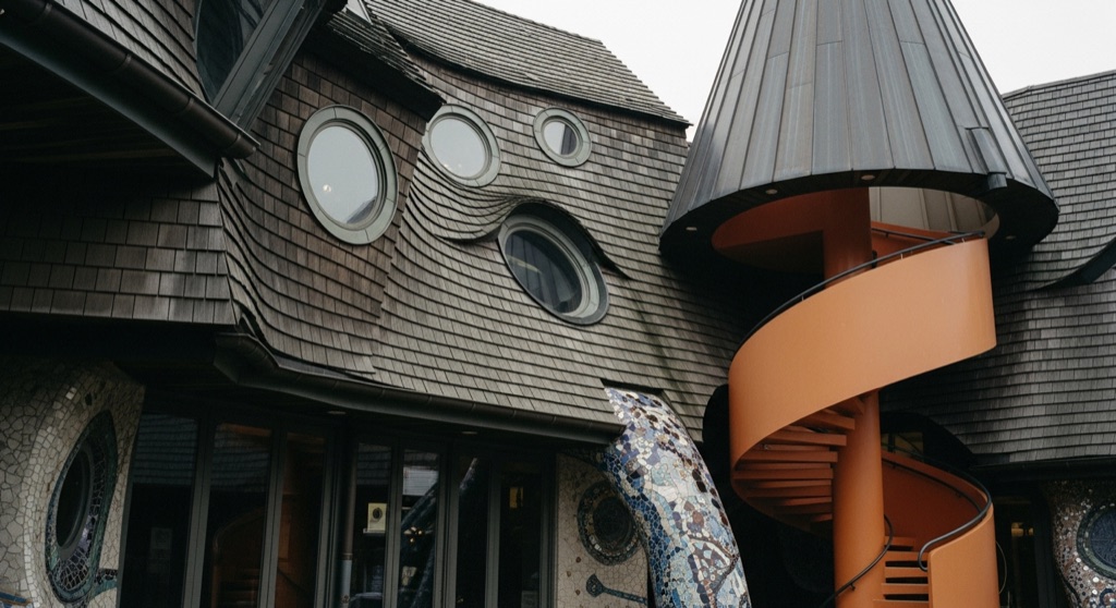 Mushroom House (Terry Brown Architecture Studio)
